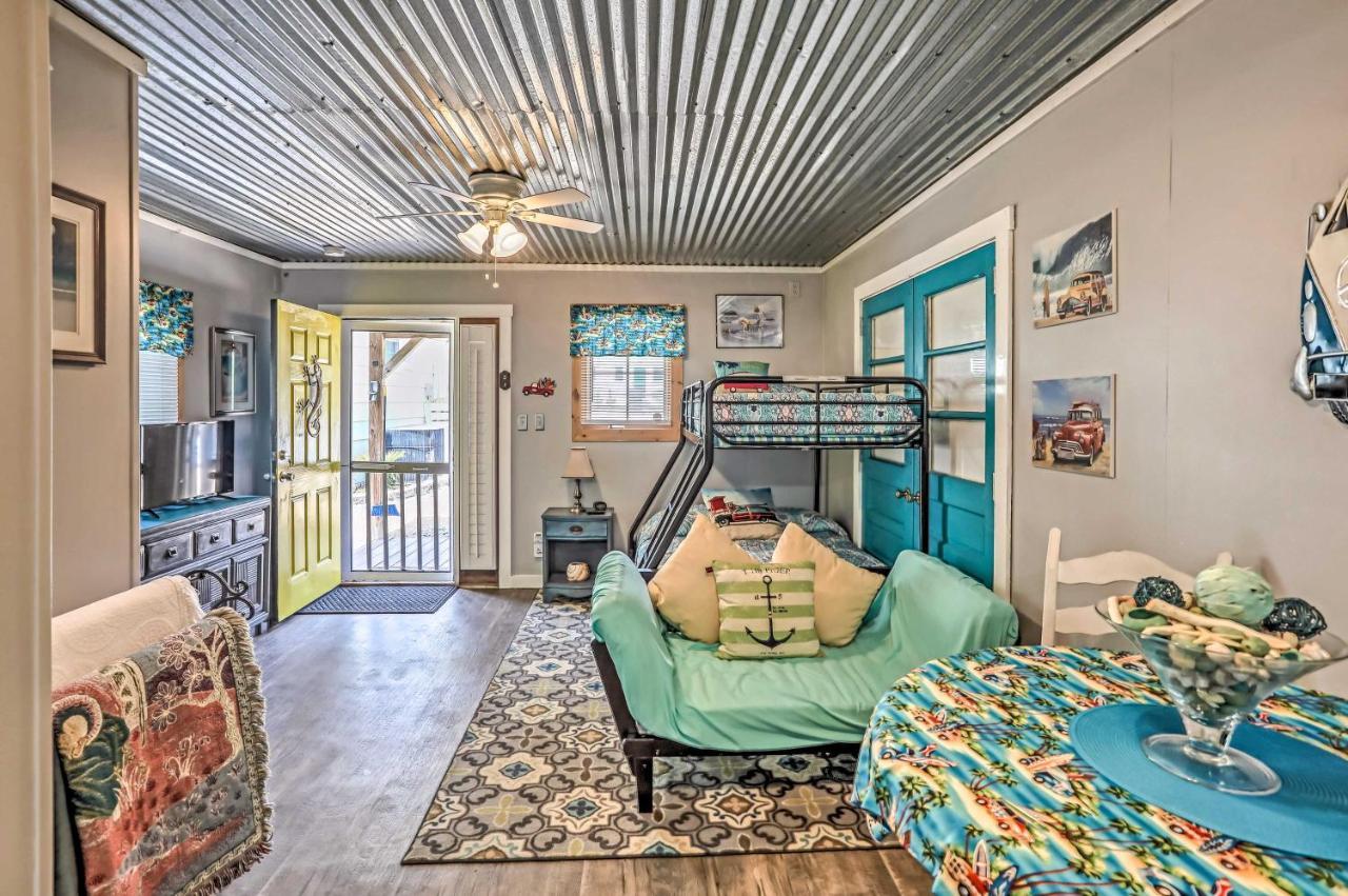 Ocean Isle Beach Studio 1 Mi To Downtown And Pier Exterior photo